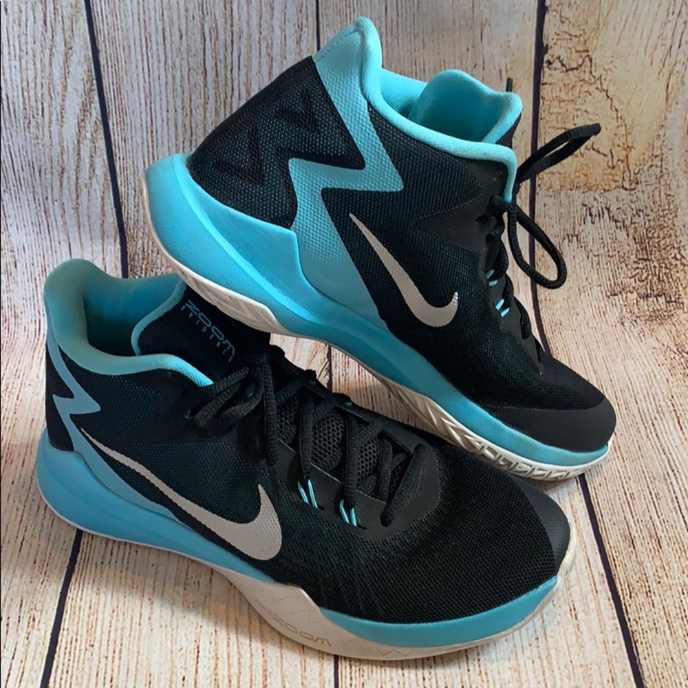 NIKE Zoom Men’s Size 8